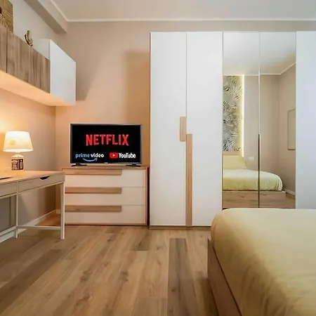 Apartament Duomo A 10 Minuti - Self Check In Metro A 3 Minuti A Piedi
